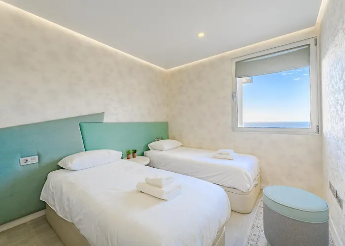 Sunset Bliss Penthouse With Airco & Heated Pool *