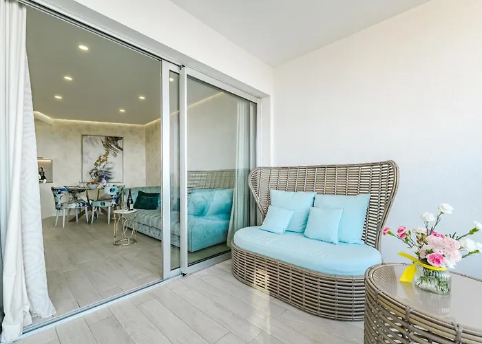 Sunset Bliss Penthouse With Airco & Heated Pool Costa Adeje (Tenerife)