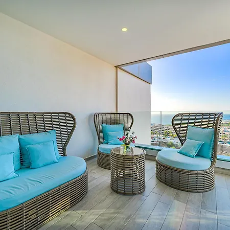Sunset Bliss Penthouse With Airco & Heated Pool דירה