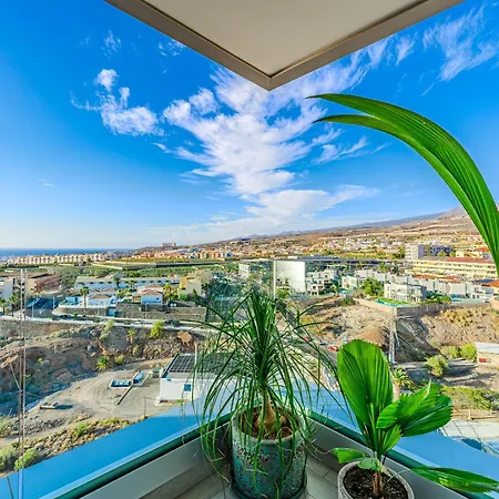 Sunset Bliss Penthouse With Airco & Heated Pool אדחה