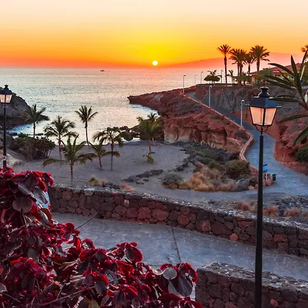 Sunset Bliss Penthouse With Airco & Heated Pool * אדחה